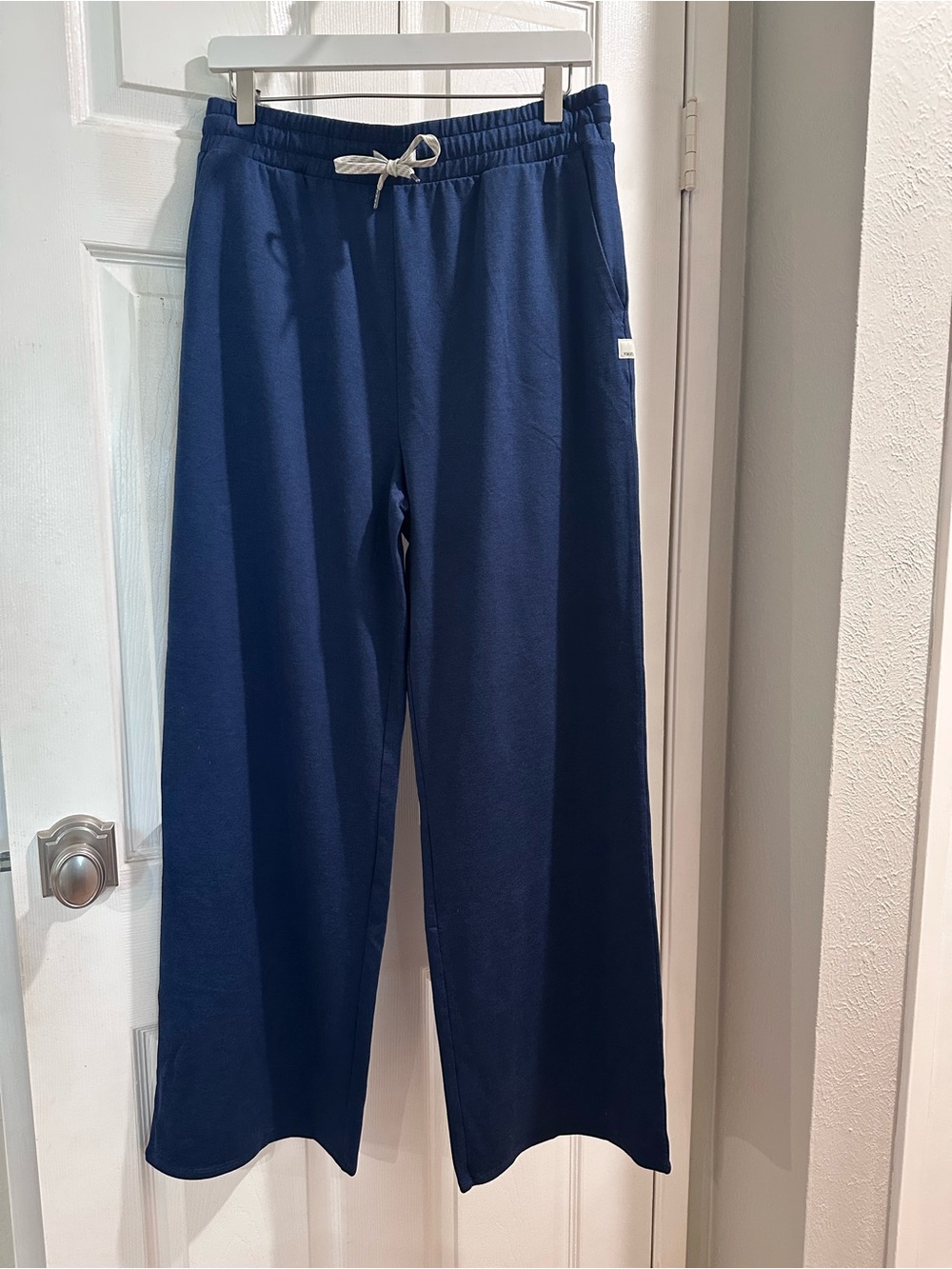 Vuori Halo Essential Wideleg Pant
